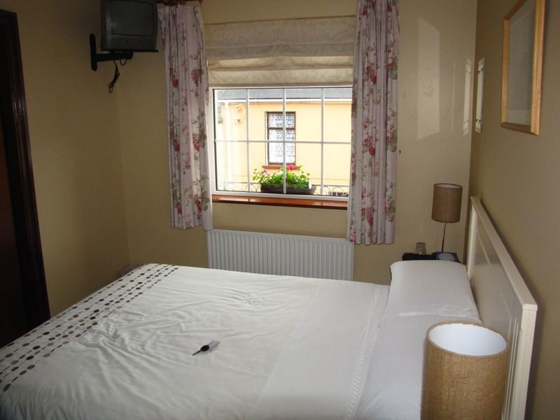 O Neills Bed And Breakfast Dingle Dış mekan fotoğraf